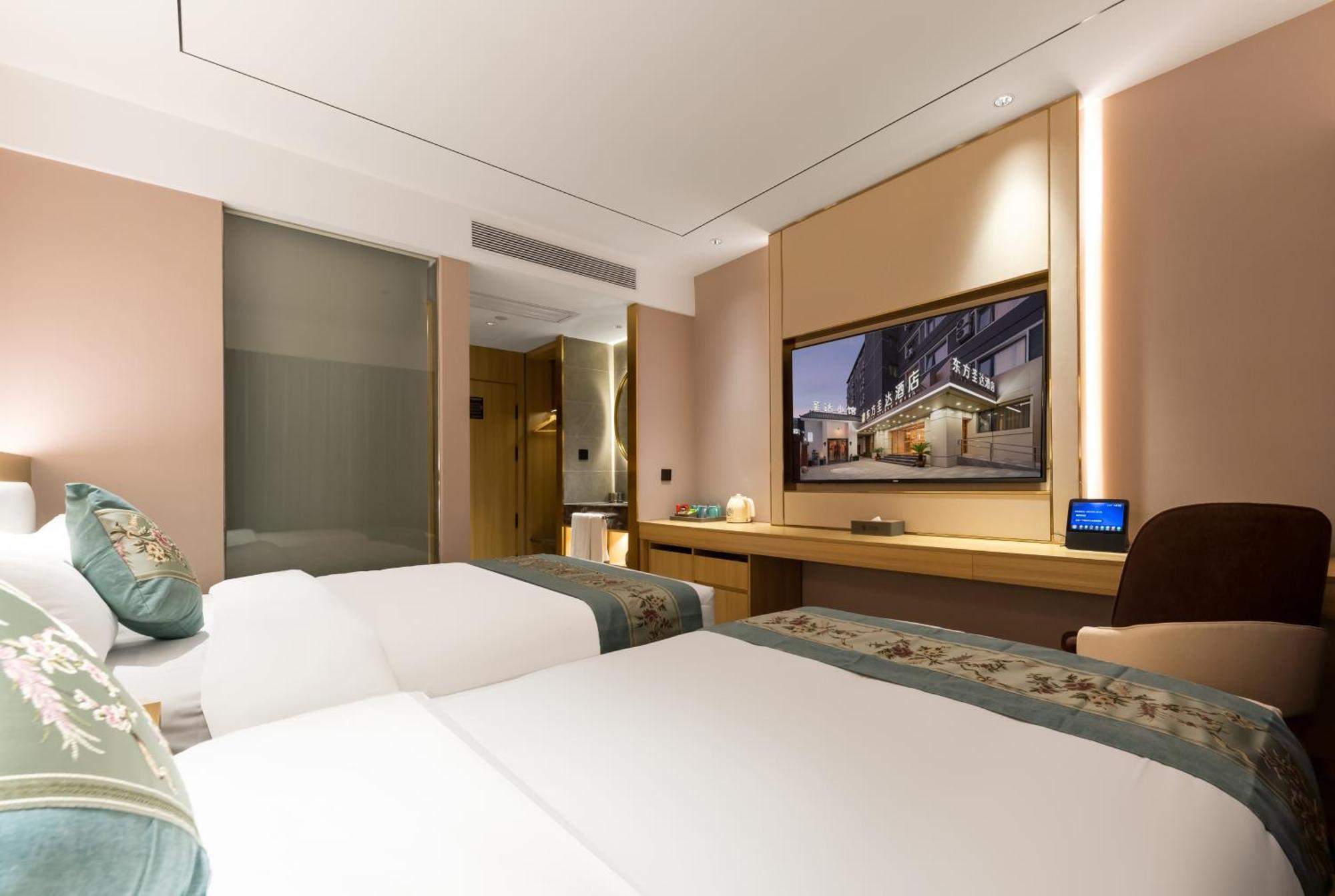 Jingfang Building Smart Hotel - Located In The Busiest Part Of The Downtown Area, Near Beijing Tiananmen Square And The Forbidden City,Wangfujing Shopping Street ,Newly Opened Hotel,Provide Free Laundry Service,Provide Tourism And Ticketing Services المظهر الخارجي الصورة